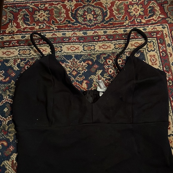 Black mini dress - Picture 2 of 3